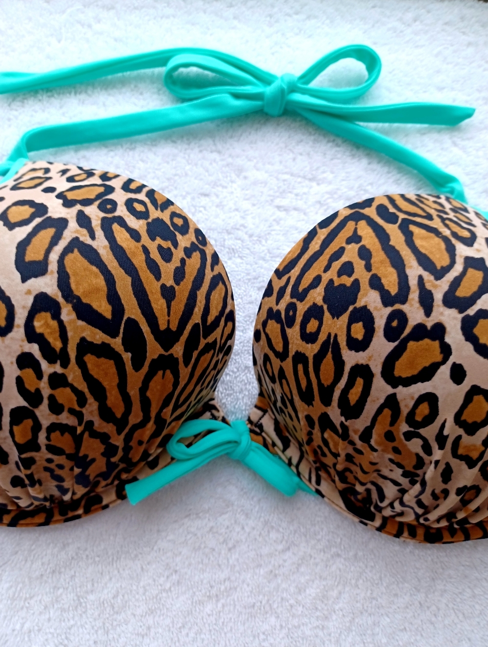 Victoria's Secret Bombshell Leopard Print Push-Up Padded Bikini Top, Size 36D - Picture 7 of 16